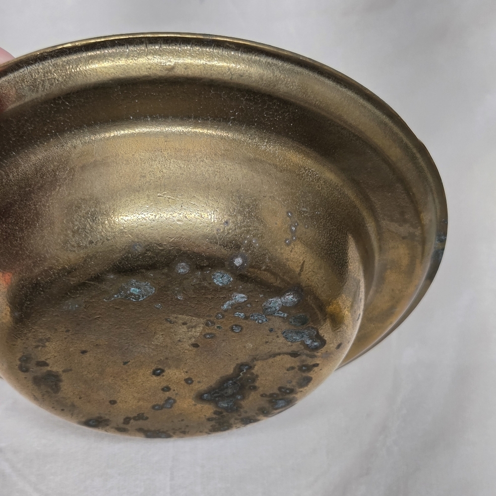 Vintage/Antique Solid Brass Shallow Bowl Patina 8.5"  Heavy Rustic Farmhouse - Picture 4 of 9